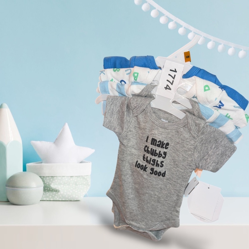 Koala Baby Newborn 4pk Of Shortsleeve Onesies. Size Newborn.